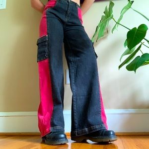 I.AM.GIA Bessi High Waist Wide Leg
Cargo Jeans - Black / Red - Y2K - Vintage